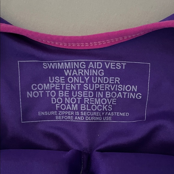 Speedo Kids Swim Vest - Purple and Pink Floral Design Age 4-6 - Picture 7 of 10
